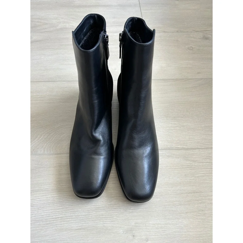 Aquatalia Lucia square toe block heel black Leather Boots 9.5 weatherproof city
